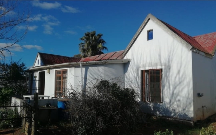 4 Bedroom Property for Sale in Uniondale Western Cape